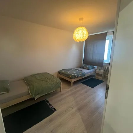 4 Guest - Ffm - Germany